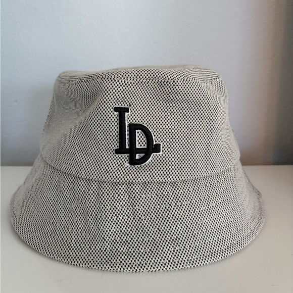 Bucket Hat - Picture 8 of 9